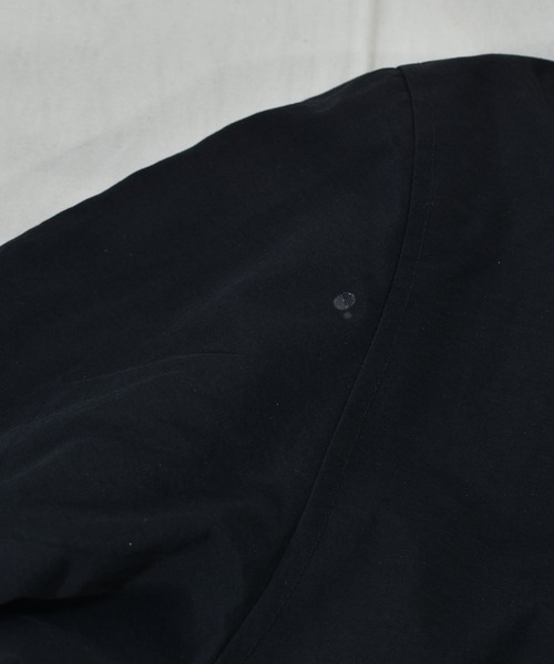 Carhartt(カーハート)の「【ヴィンテージ古着】Carhartt / カーハート ロゴ 中綿入り ナイロンジャケット(ナイロンジャケット・メンズ・ブラック・SMALL)」の9枚目の写真