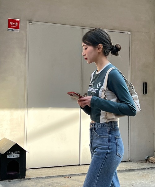 by muni:r(バイ ムニール)の「ストリートスポーティーレタリングTシャツ(Tシャツ/カットソー・レディース・ホワイト/グリーン/ネイビー・FREE)」の12枚目の写真