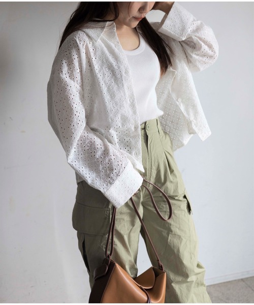 Yucca（ユッカ）の「レースシャツ（MEKKE　低身長向け）（シャツ/ブラウス・レディース・ホワイト・FREE）」の4枚目の写真