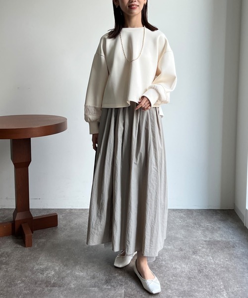 Chez toi(シェトワ)の「チュール×タフタリバーシブルスカート(スカート・レディース・グレイッシュベージュ/アイボリー/ブラック・FREE)」の4枚目の写真