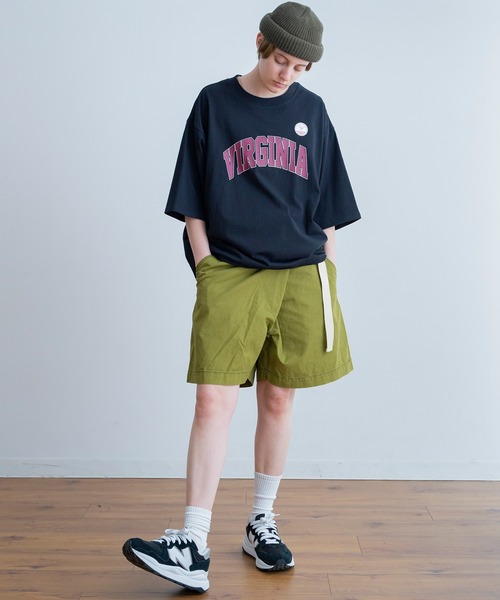 AUG（オーグ）の「AUG カレッジロゴ 変形 Tee（Tシャツ/カットソー・レディース・オフホワイト/ブラック/グレイッシュベージュ/グリーン系/ピンク系/イエロー系・FREE）」の17枚目の写真