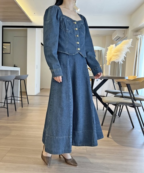 Jewelobe（ジュエローブ）の「ビスチェジャケット×フレアスカート デニムセットアップ（セットアップ・レディース・ネイビー・S/M）」の4枚目の写真