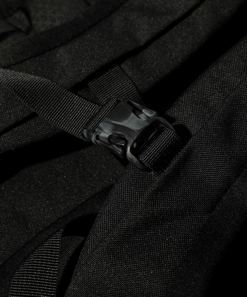 THE NORTH FACE(ザノースフェイス)の「【THE NORTH FACE】 VAULT ヴォルト バックパック リュック(バックパック/リュック・メンズ・ブラック・ONESIZE)」の9枚目の写真