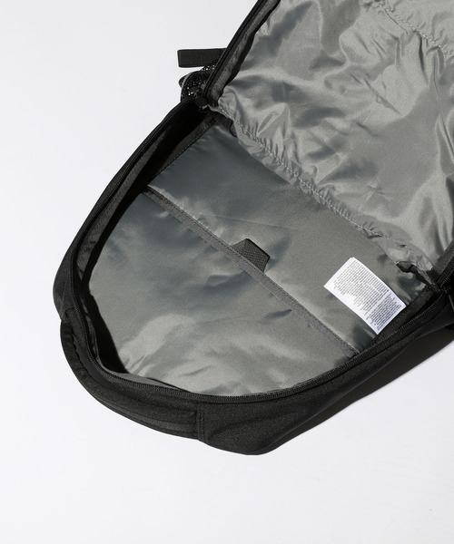 THE NORTH FACE(ザノースフェイス)の「【THE NORTH FACE】 VAULT ヴォルト バックパック リュック(バックパック/リュック・メンズ・ブラック・ONESIZE)」の10枚目の写真