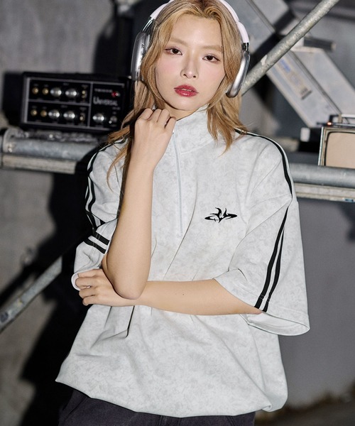 MSG（エムエスジー）の「ルーズシルエット配色/ラグラン切替ワンポイント刺繍ハーフジップ半袖カットソー　Tシャツ（Tシャツ/カットソー・メンズ・アッシュグレー/ホワイト×ブラック/ベージュ系/ブルー系/オレンジ系/ホワイト系/グリーン系/ネイビー系/ネイビー/アイボリー/ライトグリーン系/ブラック/ライトグレー系/ホワイト系1/ワイン/ホワイト/ブラック系1・M/S/XL/L）」の6枚目の写真