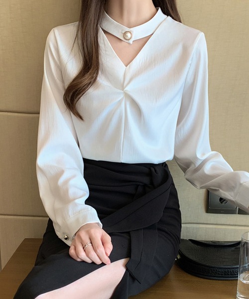 Dewlily(デューリリー)の「チョーカーデザインブラウス(シャツ/ブラウス・レディース・ワインレッド/ホワイト/ベージュ/グリーン・L/XL/M)」の19枚目の写真