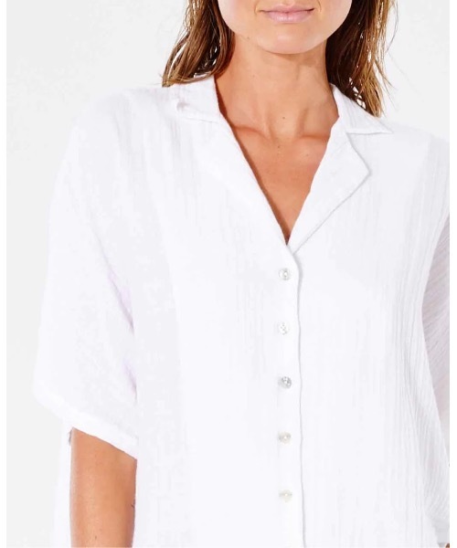 rip curl（リップカール）の「【RIPCURL（リップカール）】PREMIUM SURF S/S SHIRT/レディースコットンダブルガーゼオープンカラー半袖シャツ（シャツ/ブラウス・レディース・ホワイト/ブラック・SMALL/X-SMALL/MEDIUM）」の9枚目の写真