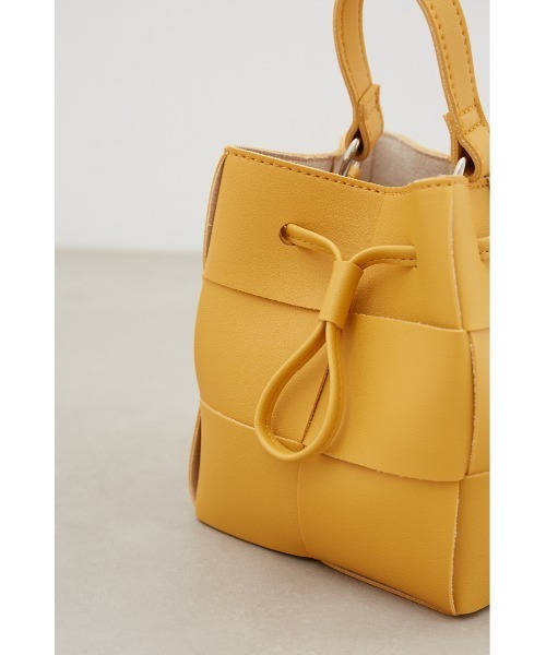 AZUL by moussy（アズールバイマウジー）の「イントレチャートポシェットバッグ（ショルダーバッグ・レディース・ブラック/イエロー/アイボリー・FREE）」の22枚目の写真