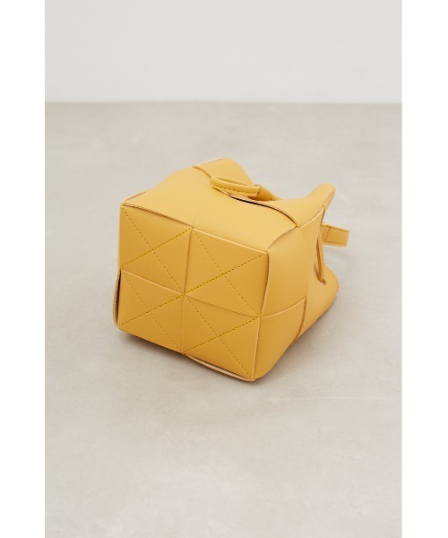 AZUL by moussy（アズールバイマウジー）の「イントレチャートポシェットバッグ（ショルダーバッグ・レディース・ブラック/イエロー/アイボリー・FREE）」の15枚目の写真