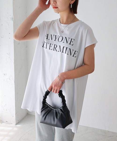 andme(アンドミー)の「ロゴプリントフレンチスリーブTシャツ(Tシャツ/カットソー・レディース・ブラック/オートミール/グレー/オフホワイト/ベージュ・M)」の2枚目の写真