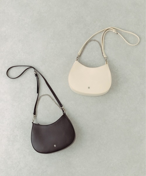 OLIVE des OLIVE（オリーブデオリーブ）の「チェーンハンドル付きホーボーバッグ　1031120220（ショルダーバッグ・レディース・アイボリー/ブラック・FREE）」の3枚目の写真