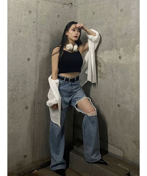 EVRIS（エヴリス）の「スクエアダメージワイドデニムパンツ（デニムパンツ・レディース・インディゴブルー/ライトブルー・MEDIUM/SMALL）」の4枚目の写真