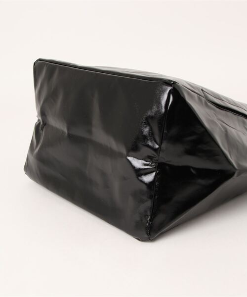 ROOTOTE（ルートート）の「ルートート/EU.ラウンド.ラミネート-G（トートバッグ・レディース・ベージュ/レッド/ブラック・FREE）」の6枚目の写真