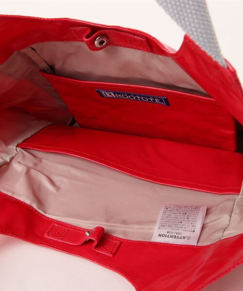 ROOTOTE（ルートート）の「ルートート/EU.ラウンド.ラミネート-G（トートバッグ・レディース・ベージュ/レッド/ブラック・FREE）」の17枚目の写真