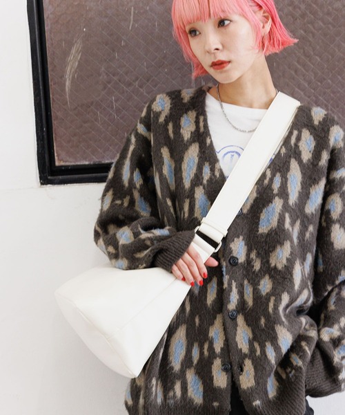 PBLIM（ページボーイリム）の「PBLIM/フェイクレザークロスバック（ショルダーバッグ・レディース・ホワイト/ブラック・FREE）」の21枚目の写真