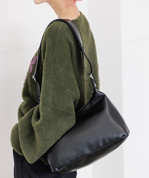 PBLIM（ページボーイリム）の「PBLIM/フェイクレザークロスバック（ショルダーバッグ・レディース・ホワイト/ブラック・FREE）」の13枚目の写真