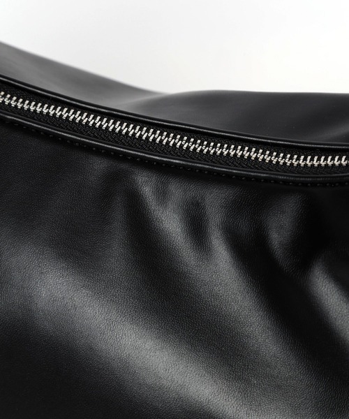 PBLIM（ページボーイリム）の「PBLIM/フェイクレザークロスバック（ショルダーバッグ・レディース・ホワイト/ブラック・FREE）」の20枚目の写真