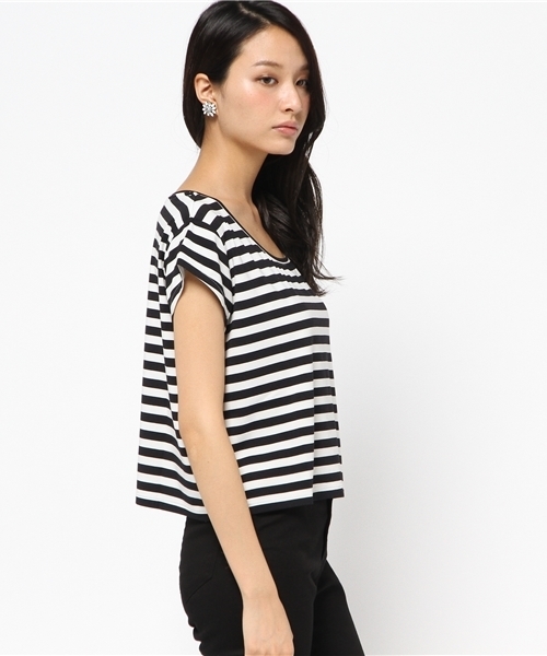 AZUL by moussy(アズールバイマウジー)の「ファイン40/-TRPu天竺クロプド半袖PO(Tシャツ/カットソー・レディース・カーキ系/オフホワイト/ブラック系その他/ブラック・MEDIUM/LARGE/SMALL)」の6枚目の写真