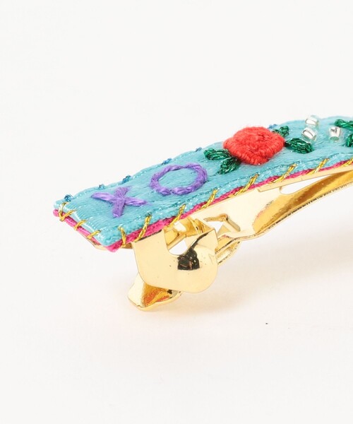 Ray BEAMS(レイビームス)の「LOTUS PINK / ROSE 刺繍 バレッタ(バレッタ/ヘアクリップ・レディース・ベージュ/ピンク/サックスブルー・ONE SIZE)」の9枚目の写真