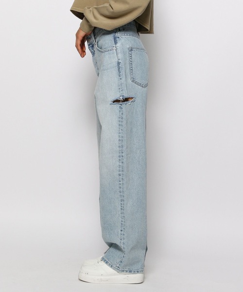 FOREVER 21(フォーエバー トゥエンティーワン)の「ストレートデニムパンツ(デニムパンツ・レディース・ブルー/ライトブルー・LARGE/MEDIUM/X-SMALL/SMALL/X-LARGE)」の14枚目の写真