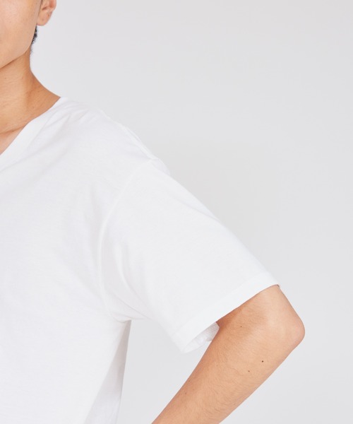 HANES(ヘインズ)の「【Hanes/ヘインズ】メンズ 【3枚組】RS VネックTシャツ(インナーウェア/肌着・メンズ・ブラック/ホワイト/ヘザーグレー・MEDIUM/LARGE/X-LARGE)」の16枚目の写真