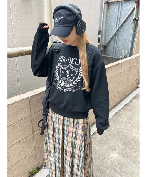 PHILLY(フィリー)の「【PHILLY】カレッジ刺繍スウェット(スウェット・レディース・ホワイト/ブラック/グレー・FREE)」の10枚目の写真