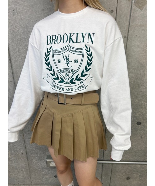 PHILLY(フィリー)の「【PHILLY】カレッジ刺繍スウェット(スウェット・レディース・ホワイト/ブラック/グレー・FREE)」の8枚目の写真