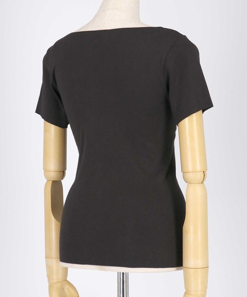 une nana cool（ウンナナクール）の「フリーなカッティングでひびきにくい 吸湿発熱でぽかぽか 綿混半袖インナー（インナーウェア/肌着・レディース・ベージュ/ブラック・M/L）」の3枚目の写真