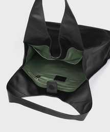 Paul Smith　 シグネチャーストライプトライアングルトートバッグ Paul Smith（ポールスミス）の「シグネチャーストライプトライアングル