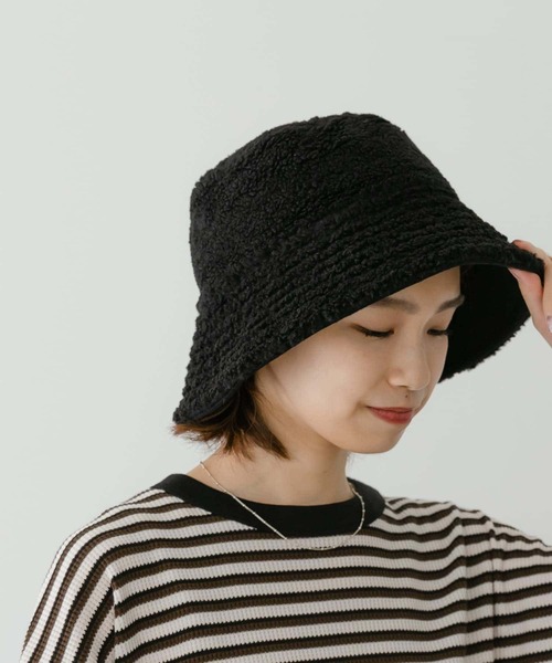 URBAN RESEARCH（アーバンリサーチ）の「リバーシブルボアバケットハット（ハット・レディース・ベージュ/ブラック・FREE）」の6枚目の写真