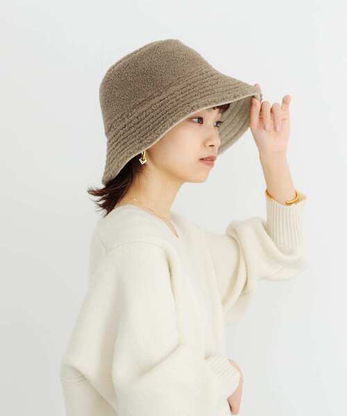 URBAN RESEARCH（アーバンリサーチ）の「リバーシブルボアバケットハット（ハット・レディース・ベージュ/ブラック・FREE）」の11枚目の写真