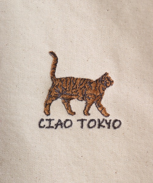 CIAO TOKYO(チャオトーキョー)の「CIAO TOKYO トートバッグ すわるねこ、あるくねこシリーズ(トートバッグ・メンズ・ホワイト系その他/ブラック系その他/ホワイト系その他3/ホワイト系その他4/ホワイト系その他5/ホワイト系その他6/ブラック系その他2/ブラック系その他3/ブラック系その他5/ブラック系その他6/ホワイト系その他2/ブラック系その他4/グレー系その他6/グレー系その他/グレー系その他2/グレー系その他3/グレー系その他4/グレー系その他5・FREE)」の19枚目の写真