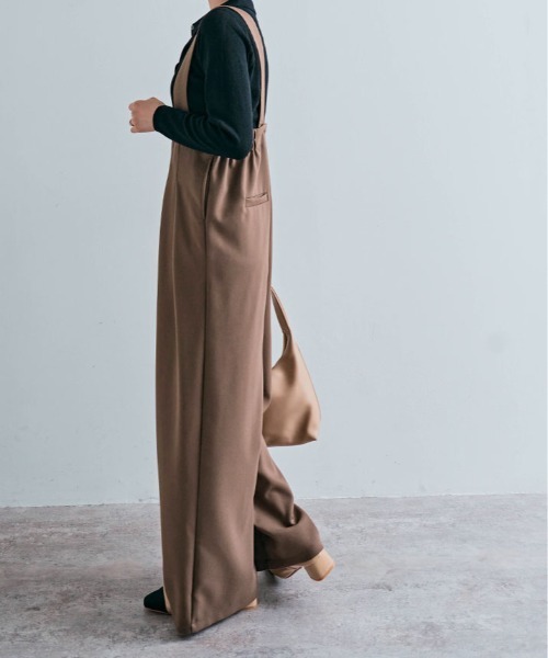 kirakiraShop（キラキラショップ）の「キレイ目シルエットで大人見せ。ハイウエスト タック サロペット（サロペット/オーバーオール・レディース・ブラック/チャコール/ベージュ/ブラウン系その他・M/L）」の16枚目の写真