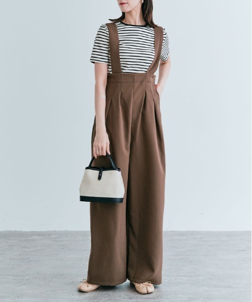 kirakiraShop（キラキラショップ）の「キレイ目シルエットで大人見せ。ハイウエスト タック サロペット（サロペット/オーバーオール・レディース・ブラック/チャコール/ベージュ/ブラウン系その他・M/L）」の22枚目の写真