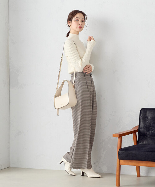 MONO　COMME CA（モノコムサ）の「ワンショルダーバッグ（ショルダーバッグ・レディース・ブラック/ライトベージュ・FREE）」の20枚目の写真