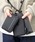 NoiR/�m�A�[���i�m�A�[���j�́u�������H ���[�v�V�����_�[ �X�}�z �}���`�|�[�` Trinity shoulder�i�g���j�e�B�V�����_�[�j  N23008�i�V�����_�[�o�b�O�j�v�b�u���b�N