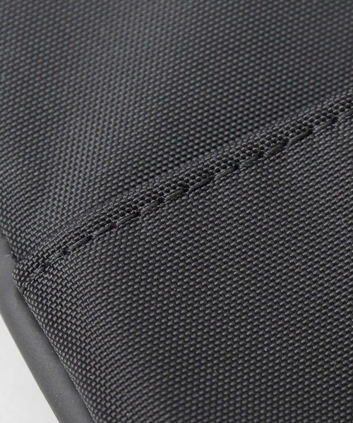NoiR/ノアール(ノアール)の「撥水加工 ロープショルダー スマホ マルチポーチ Trinity shoulder(トリニティショルダー) N23008(ショルダーバッグ・メンズ・ブラック/ブラック系その他・FREE)」の5枚目の写真
