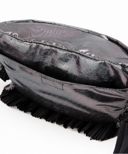 Casselini（キャセリーニ）の「Casselini(キャセリーニ)フリルクロスボディバッグ（ショルダーバッグ・レディース・ブラック/シルバー/ピンク・FREE）」の12枚目の写真