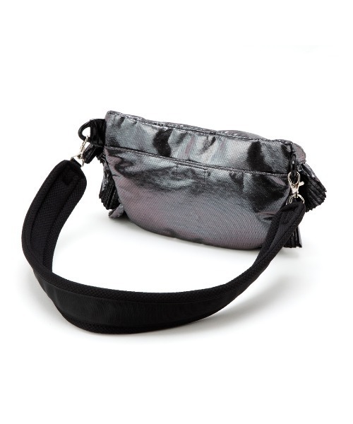 Casselini（キャセリーニ）の「Casselini(キャセリーニ)フリルクロスボディバッグ（ショルダーバッグ・レディース・ブラック/シルバー/ピンク・FREE）」の6枚目の写真