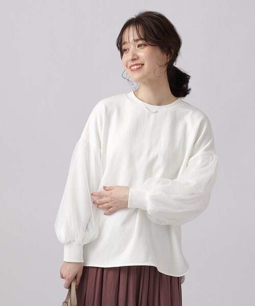 DRESKIP(ドレスキップ)の「◆一枚で上品華やか お袖チュール 裏毛トップス(スウェット・レディース・オフホワイト/グレー/ブラック/ライトブルー・02/03/04)」の6枚目の写真