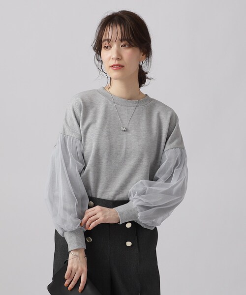DRESKIP(ドレスキップ)の「◆一枚で上品華やか お袖チュール 裏毛トップス(スウェット・レディース・オフホワイト/グレー/ブラック/ライトブルー・02/03/04)」の9枚目の写真