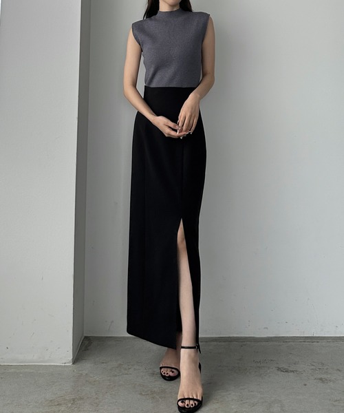 Louere（ルエレ）の「タイトハイウエストスリットぺンシル