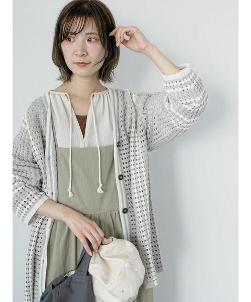 Samansa Mos2 blue（サマンサモスモスブルー）の「◎クロシェ風メッシュニットカーディガン（カーディガン/ボレロ・レディース・ブラック/オフホワイト/グレー・F）」の4枚目の写真