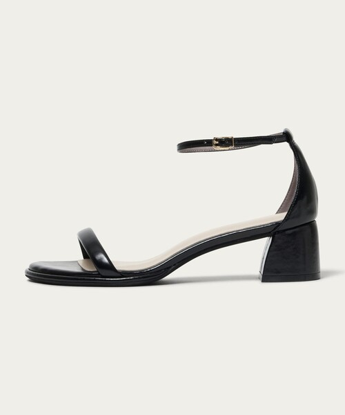 green label relaxing(グリーンレーベルリラクシング)の「チャンキーパテッド サンダル(4.5cmヒール)(サンダル・レディース・シルバー/ブラック/ホワイト・23cm/23.5cm/24cm/24.5cm/22.5cm/25cm)」の9枚目の写真