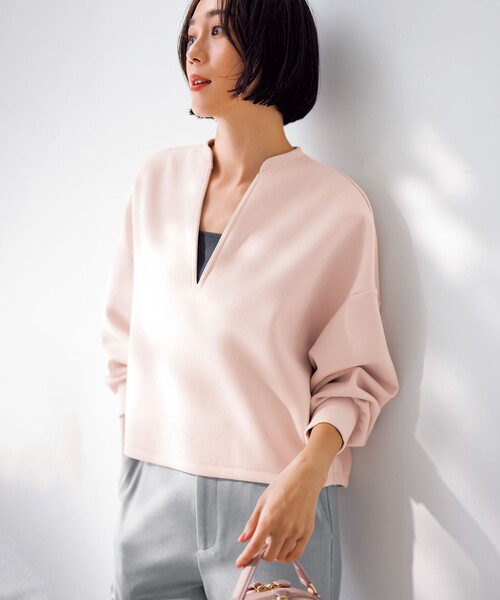UNFILO(アンフィーロ)の「カップ付きキャミソール(Tシャツ/カットソー・レディース・ホワイト系/グレー系/ベージュ系・LARGE/MEDIUM/SMALL)」の8枚目の写真