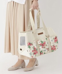 LAURA ASHLEY（ローラアシュレイ）の「ペット用 キャリーバッグ（その他ペットグッズ）」