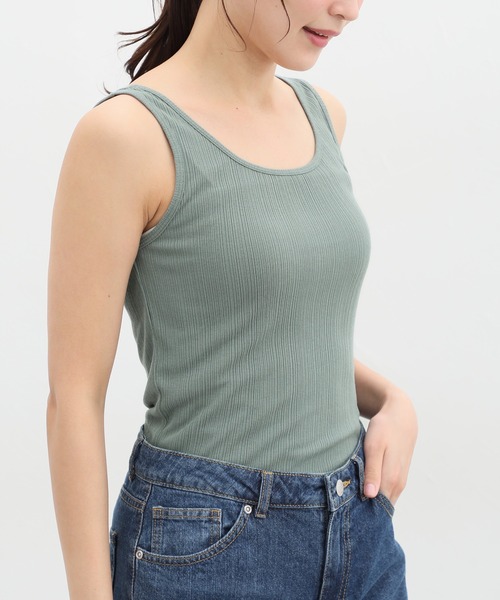 Honeys（ハニーズ）の「ランダムリブタンクトップ（タンクトップ・レディース・ベージュ/ブラック/オフホワイト/グリーン/ピンク/スミクロ/スモークピンク・S/L/M/LL）」の5枚目の写真