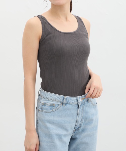 Honeys（ハニーズ）の「ランダムリブタンクトップ（タンクトップ・レディース・ベージュ/ブラック/オフホワイト/グリーン/ピンク/スミクロ/スモークピンク・S/L/M/LL）」の17枚目の写真