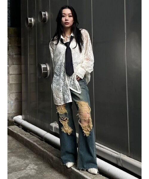 EVRIS（エヴリス）の「ハイダメージセミワイドデニムパンツ（デニムパンツ・レディース・インディゴブルー/ライトブルー・MEDIUM/SMALL）」の11枚目の写真