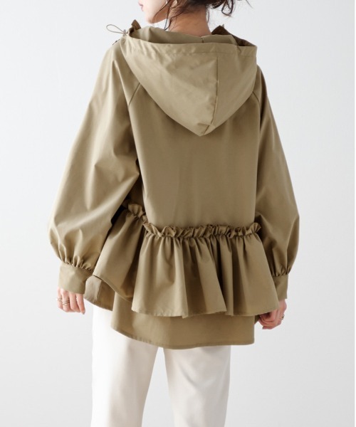 AMELY(エミリー)の「ペプラムマウンテンパーカー(マウンテンパーカー・レディース・ブラック/ベージュ・フリー)」の20枚目の写真